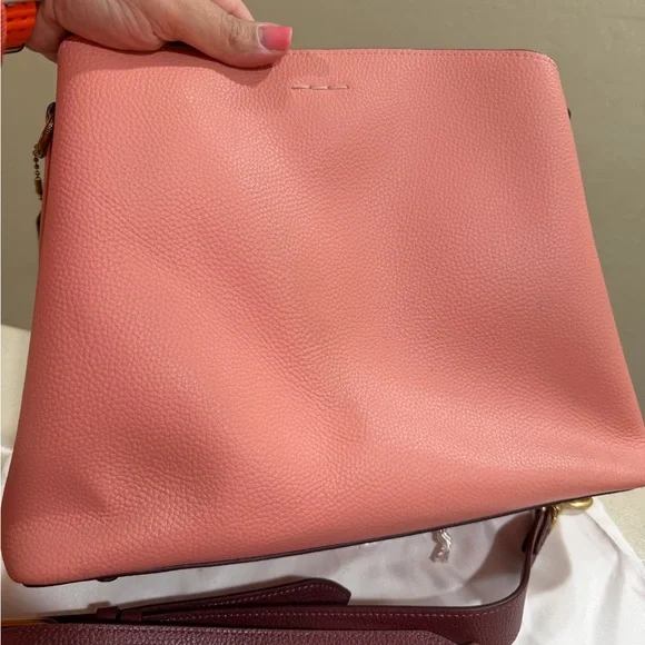 Coach Turnlock Small Town Bucket Crossbody - Picture 4 of 11